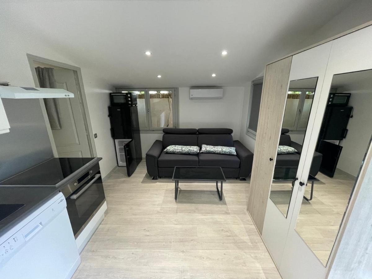 Chalet De Jardin Appartement Marseilles Buitenkant foto